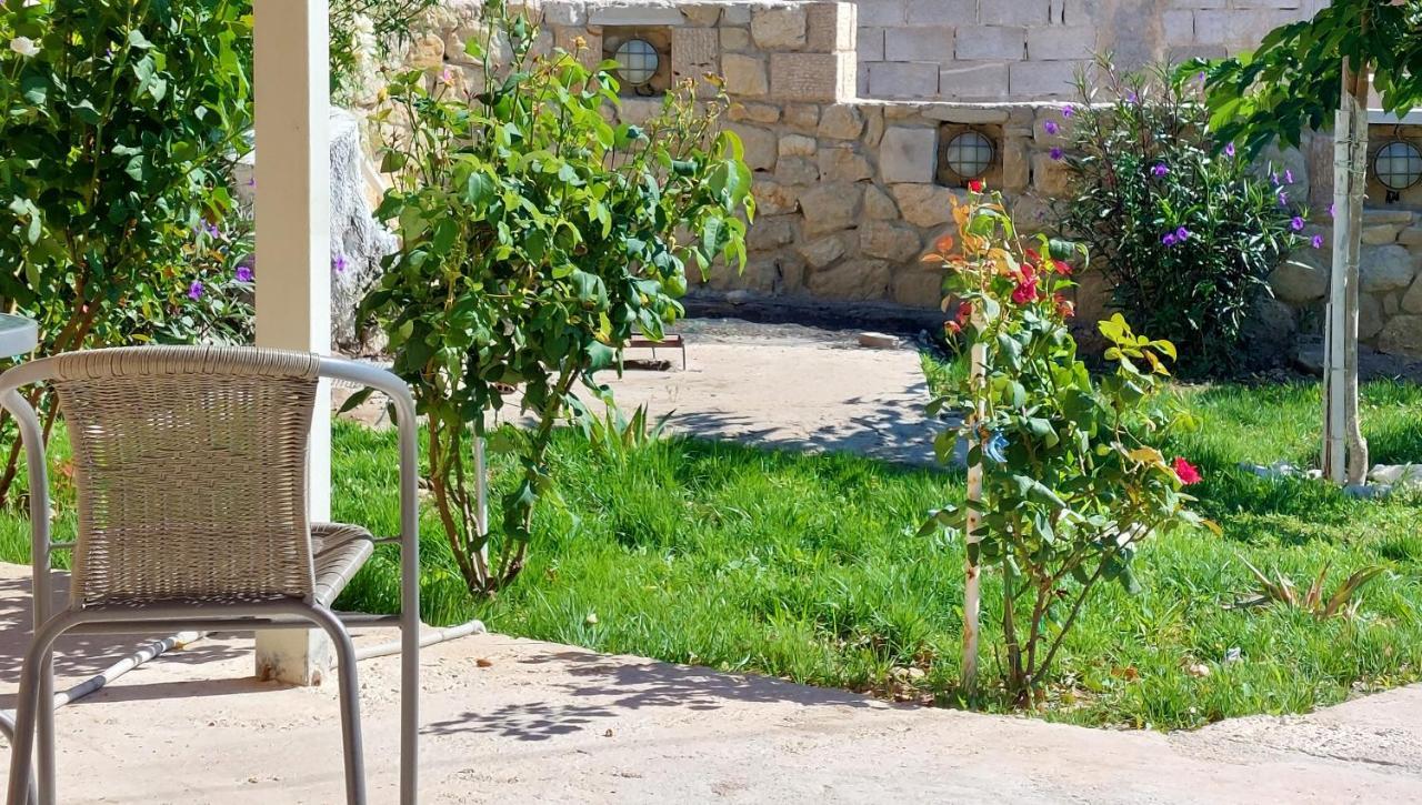Guest House Tsanes Pinakokhorion Exterior foto