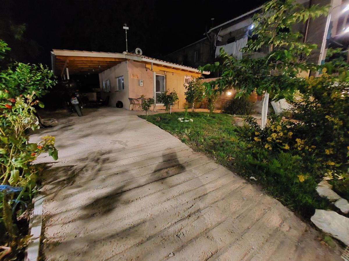 Guest House Tsanes Pinakokhorion Exterior foto